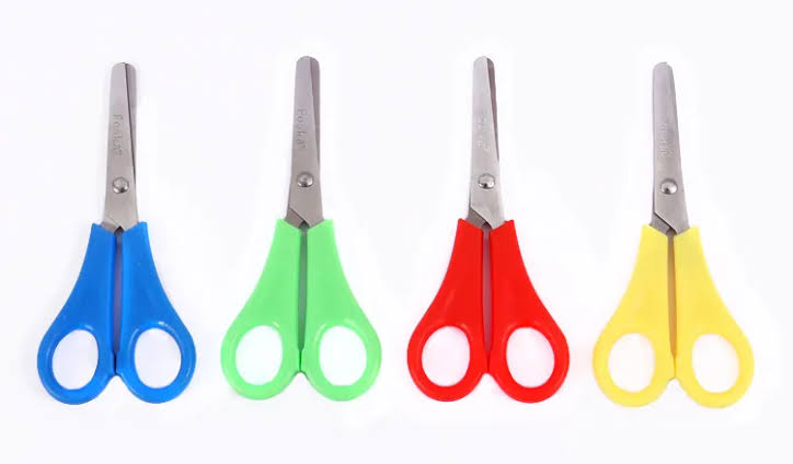 7 STAR KIDS SAFETY SCISSORS (1x12)